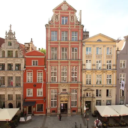 Dluga Old Town *